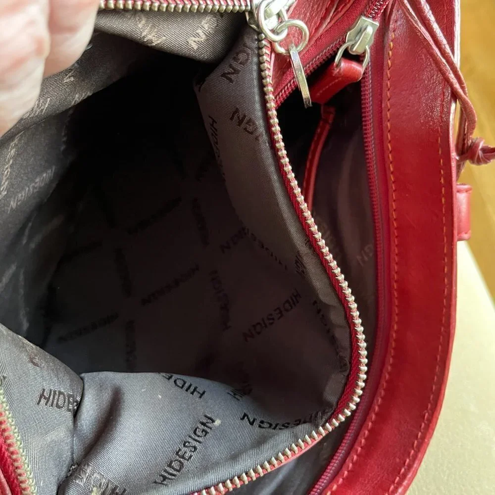 Hidesign East West Leather Shoulder Bag - Marsala RED